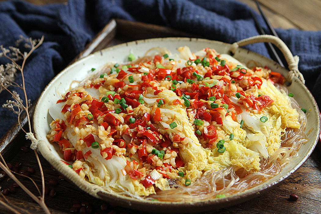 做法|2022年夜饭菜单，精选9道家常菜，荤素搭配寓意好，全家都爱吃