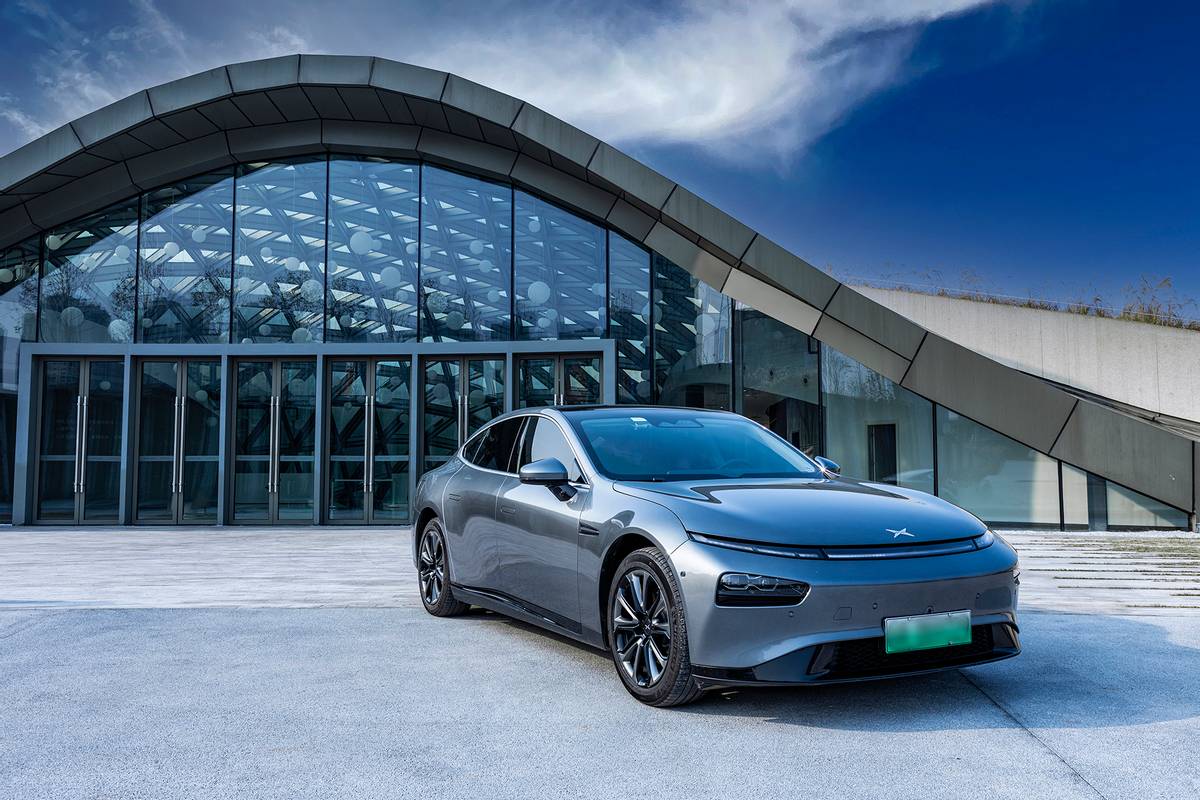 小鹏p7成为车圈颜值担当 流线型身材极具科技感 乐惠车