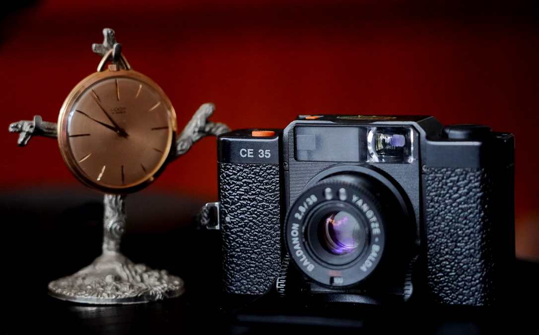 闲谈中德合资相机：长江巴尔达小到极致，做口袋机太理想了