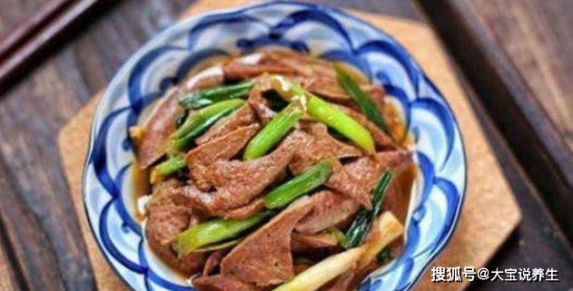 蒜烧羊排的做法 5827785a1cf54688a91b74fa1f6365af.jpeg