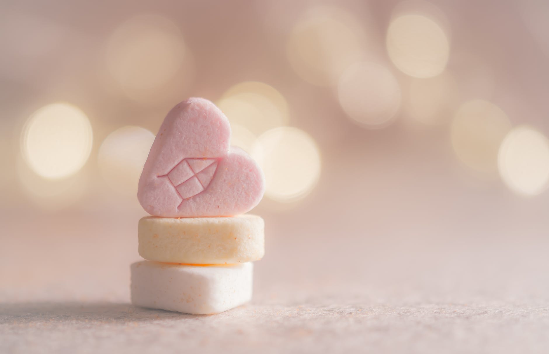 人虽丑心灵美的短句 外表丑陋内心深处语录
