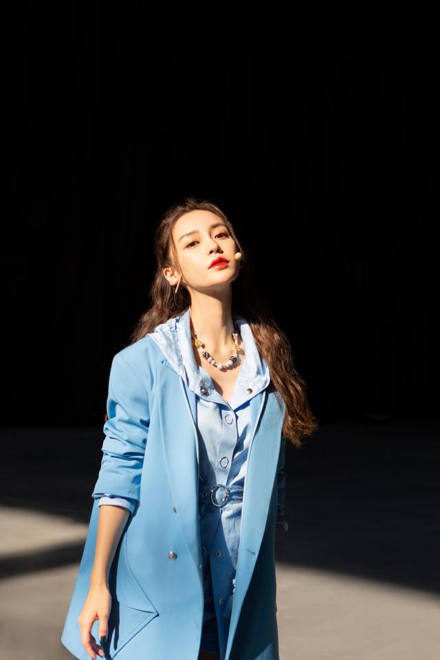 黑色 马丁靴的时尚秘密，只有潮流达人知道