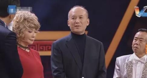 原创郭达送蔡明回家老公丁秋星耷拉个脸你以后不要再跟郭达合作了