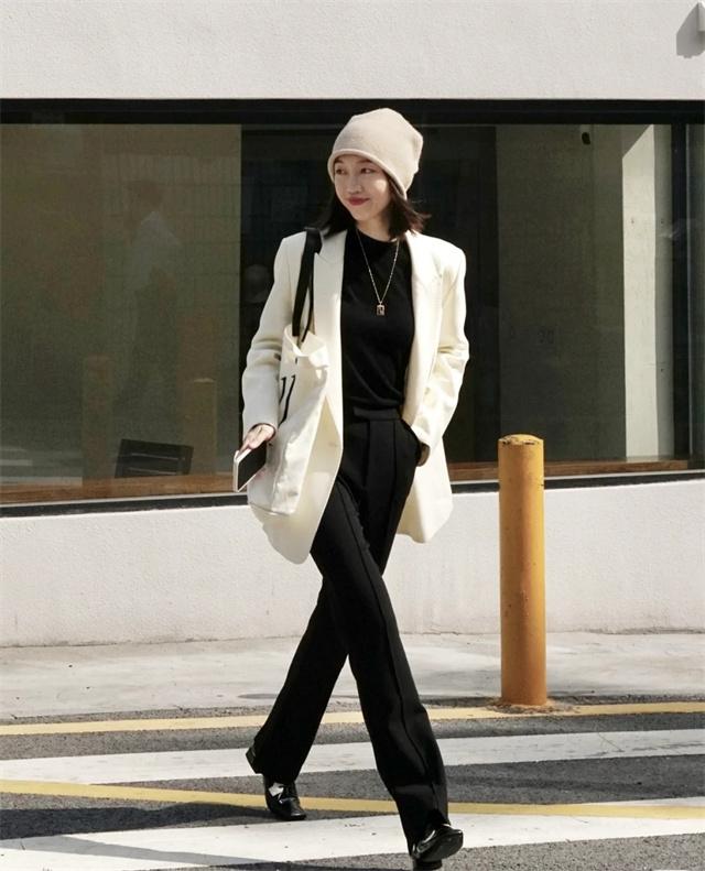 视觉 为什么你一戴“帽子”就土气?2种搭配方案、3种戴法,教你变时髦