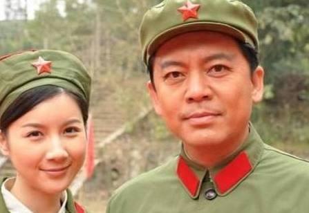 史彭元年龄彭老总“失意”后开国少将打了他两耳光后来他