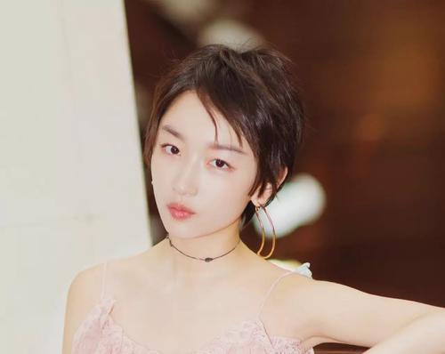 王鸥不是所有女生都适合化浓妆,选错了显老没气质,杨紫王鸥都中招