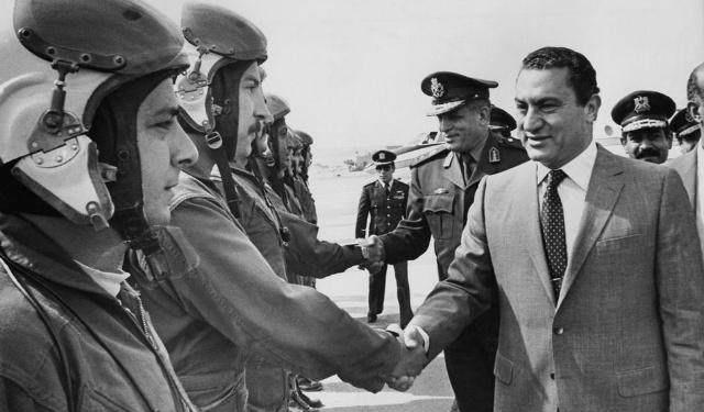 怎么去美国当飞行员 22e19b1993364466831429793b623cff.jpeg