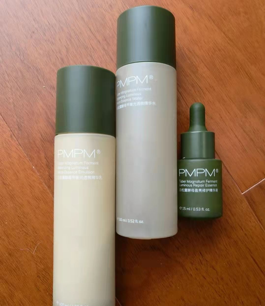 产品四套热门水乳对比测评:谁才是油皮“亲妈”?