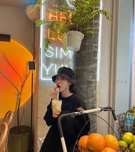 续费|让这些时髦低卡零食来帮你“续费”假期体验卡吧