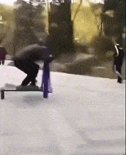 男朋友|搞笑GIF趣图:去商场买衣服,我看上了一件毛呢大衣