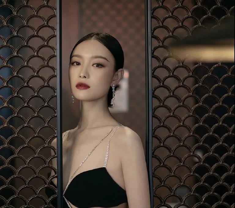 美人动物美人图鉴（一）：胜产高级脸的“鲶鱼系”，倪妮丁程鑫都是！