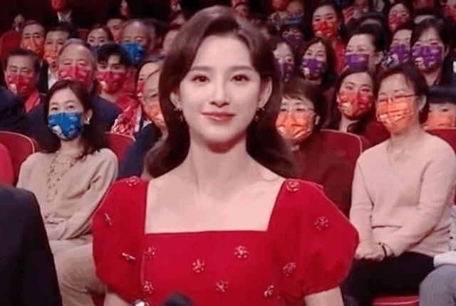 马凡舒什么时候上春晚 be57ef6cb26647098fc75aa86291165c.jpeg