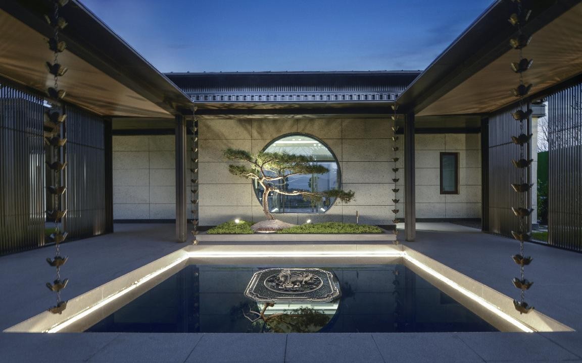 重庆融创九宸府示范区实景图目前,重庆融创九宸府建面90-99㎡品牌装修