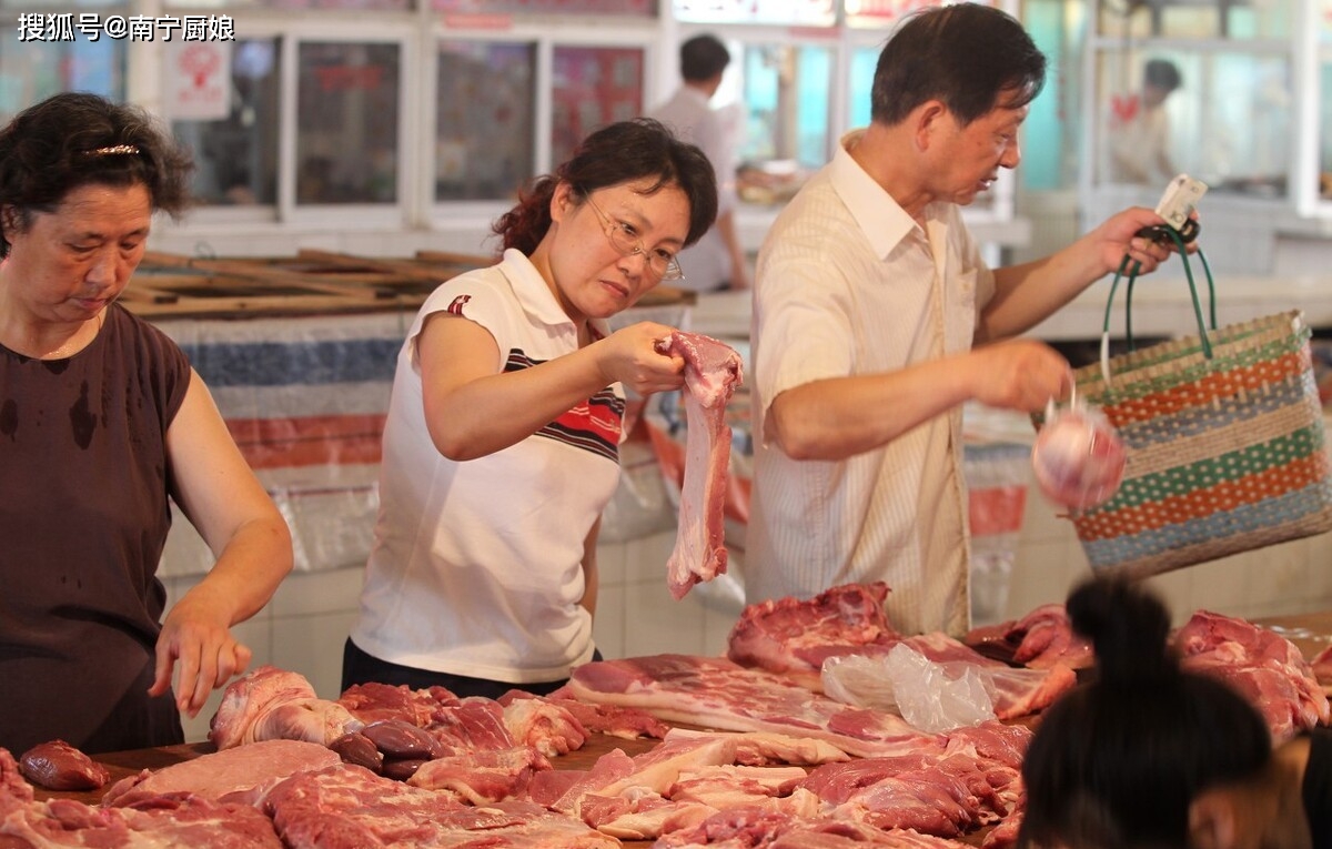 肥瘦|吃了30年豬肉，才知道五花肉還分“上下”，口感和肉質(zhì)差別這么大