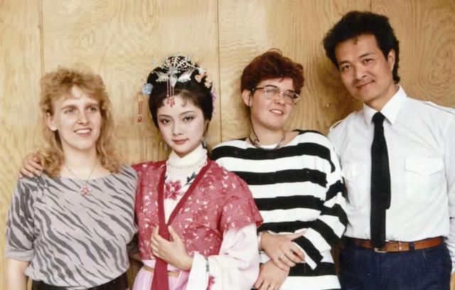 角色|87《红楼梦》杨树云的设计手稿，陈晓旭太像了，仿佛从画中走出来