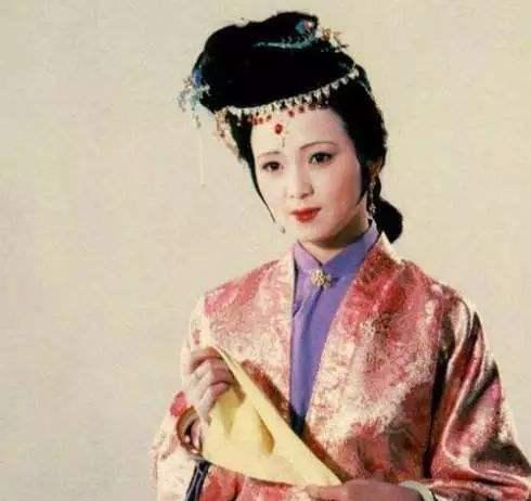 角色|87《红楼梦》杨树云的设计手稿，陈晓旭太像了，仿佛从画中走出来