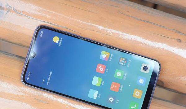 原创红米7正式发布骁龙632水滴屏设计千元内无敌