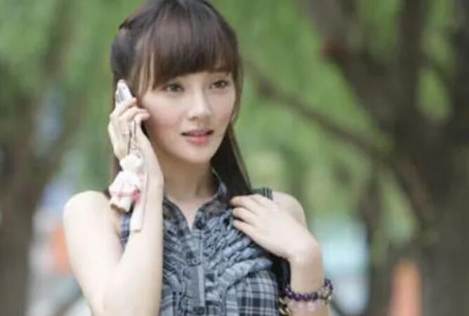 拍奶奶的网红 2422a6e5a9d547ba8989a6d6a5dad34d.jpeg