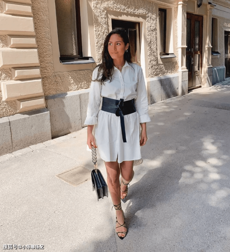 短裙 开春必知的衬衫穿法,1件顶10件,每天不重样