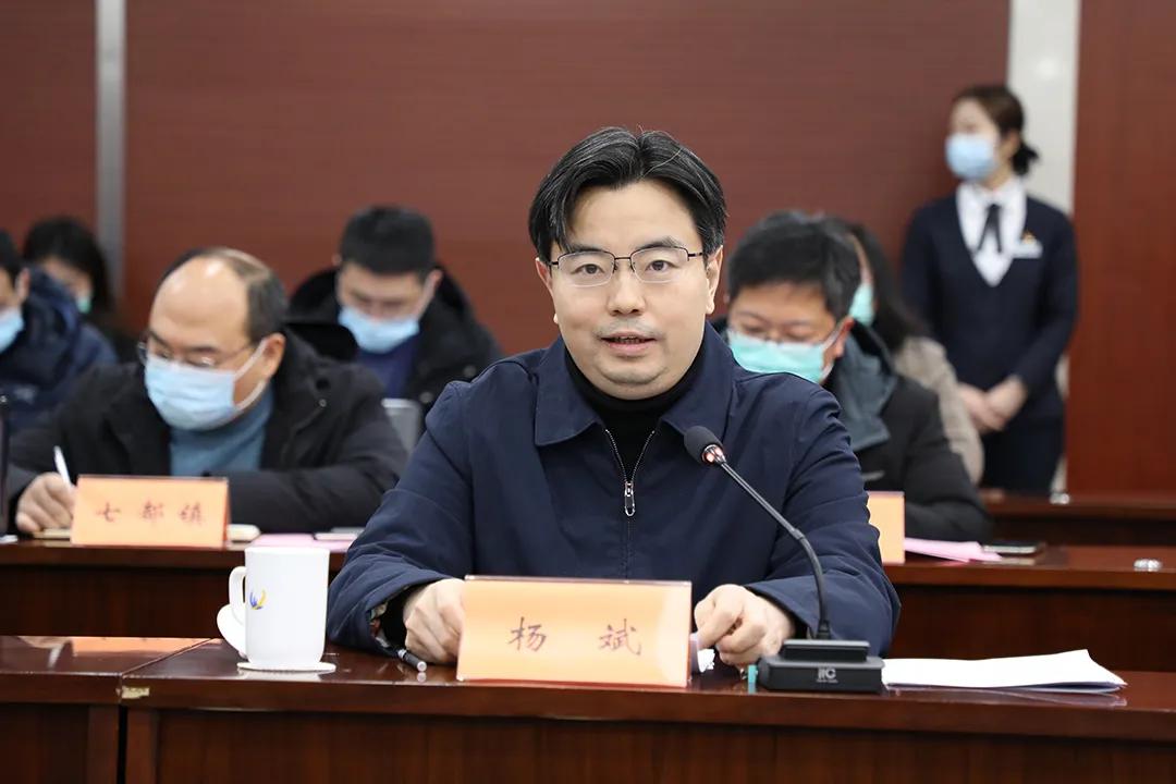 2月10日,滨海县委常委,组织部部长,统战部部长王大为带队,送首批外出