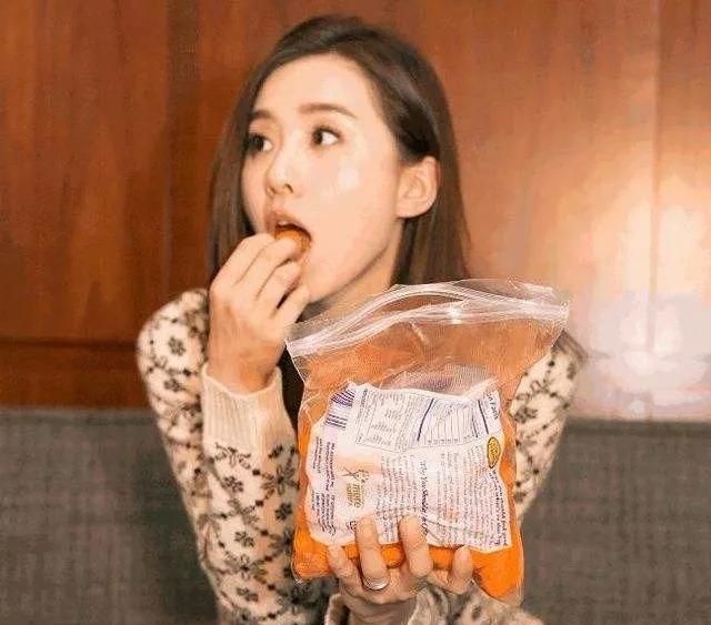 周董|吃完被明星带火的零食,我的美食之路走到了瓶颈期