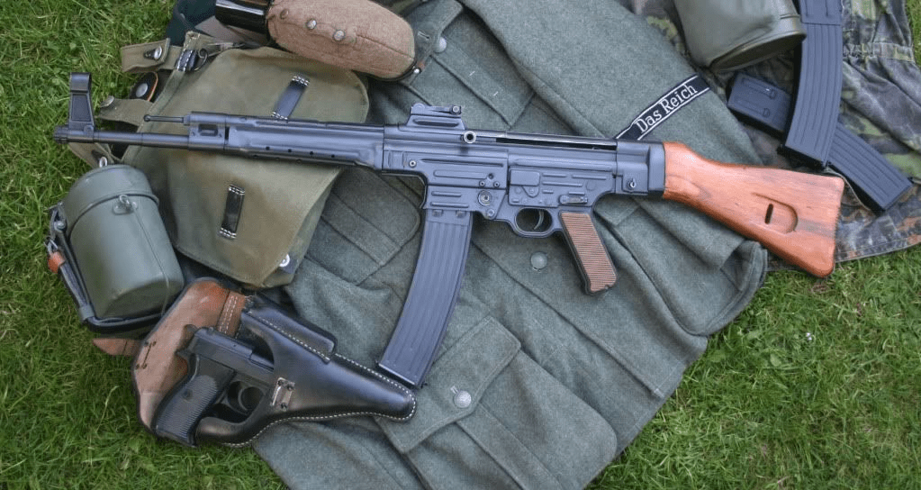 stg44在德军列装较晚到底是不是因为希特勒抵制的原因