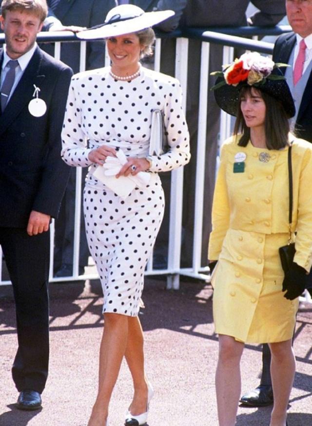 气息 戴安娜最爱的波点，复古经典的优雅风靡了这个夏天，你岂可错过？