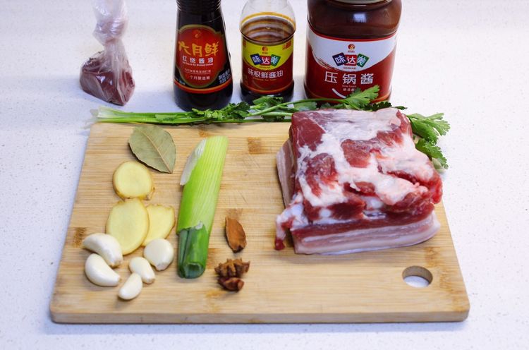 原创压锅酱红烧肉美味营养好吃健康