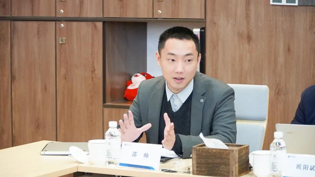 公司法律事务专业委员会副主任李玉函,合伙人邵帅,专职律师罗昊喜参与