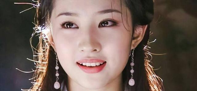巅峰神级化妆术被网友喊话想寄头，古装美人的柔与媚只有他能化出来了