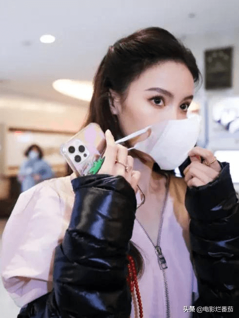 卫衣 元宵晚会彩排:金晨美目顾盼,小撒如邻家哥哥,万茜短发卫衣飒爽