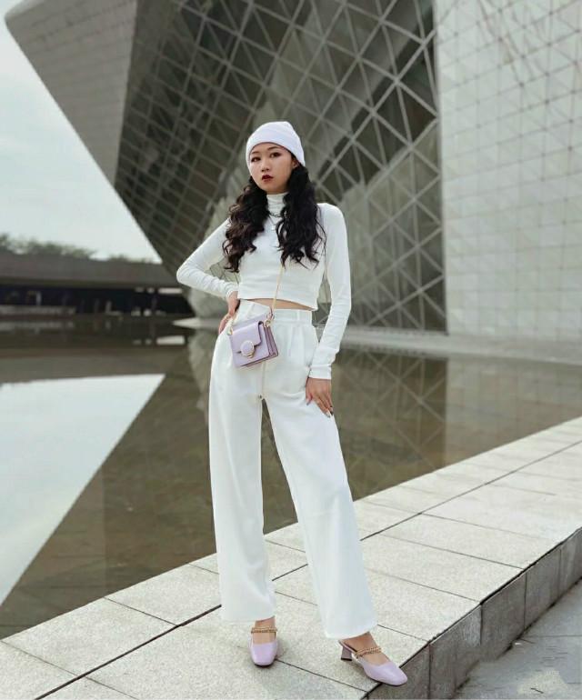 设计 入春第一双鞋不知道怎么选？一双“平头鞋”就足够，时髦整个春天