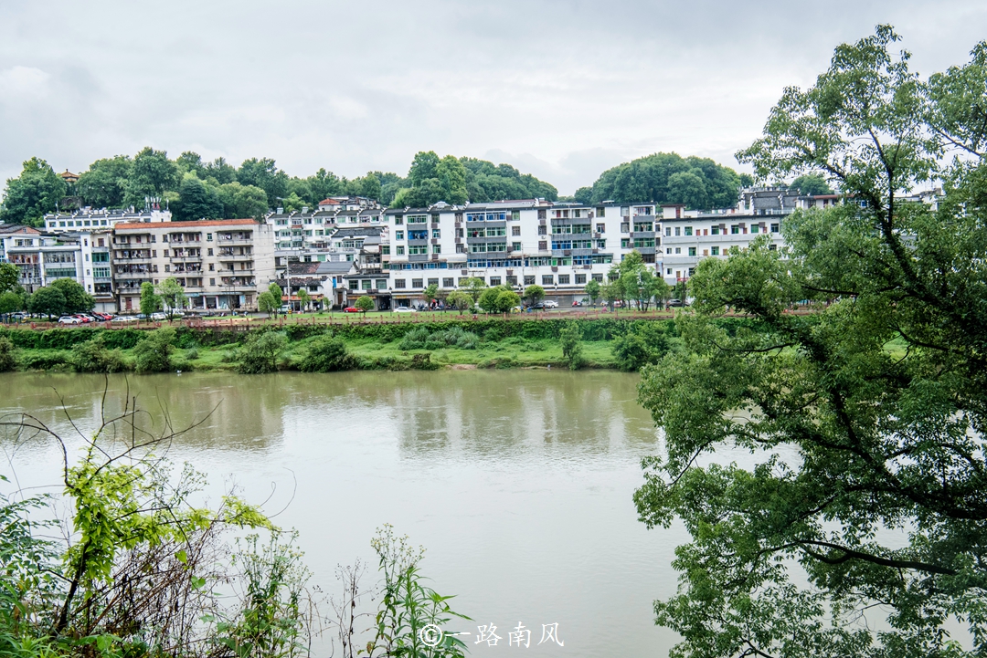 江西省|江西省旅游热度很高的婺源县，曾经属安徽省管辖，后来划到上饶市