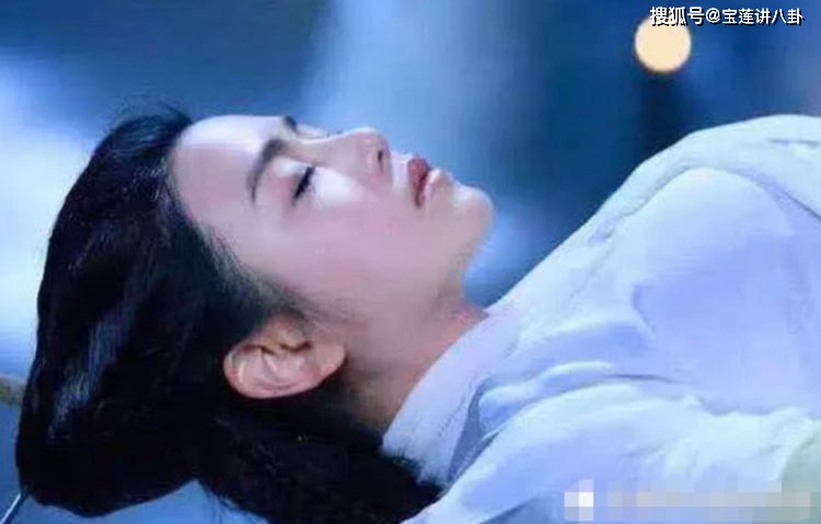 绳子|同样是小龙女睡绳子，忍了李若彤，忍了刘亦菲，却对她忍无可忍