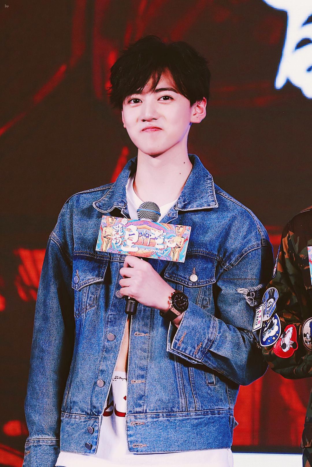 别说焉栩嘉,谁和张子枫谈恋爱,都讨不到好吧_妹妹_因为_成人