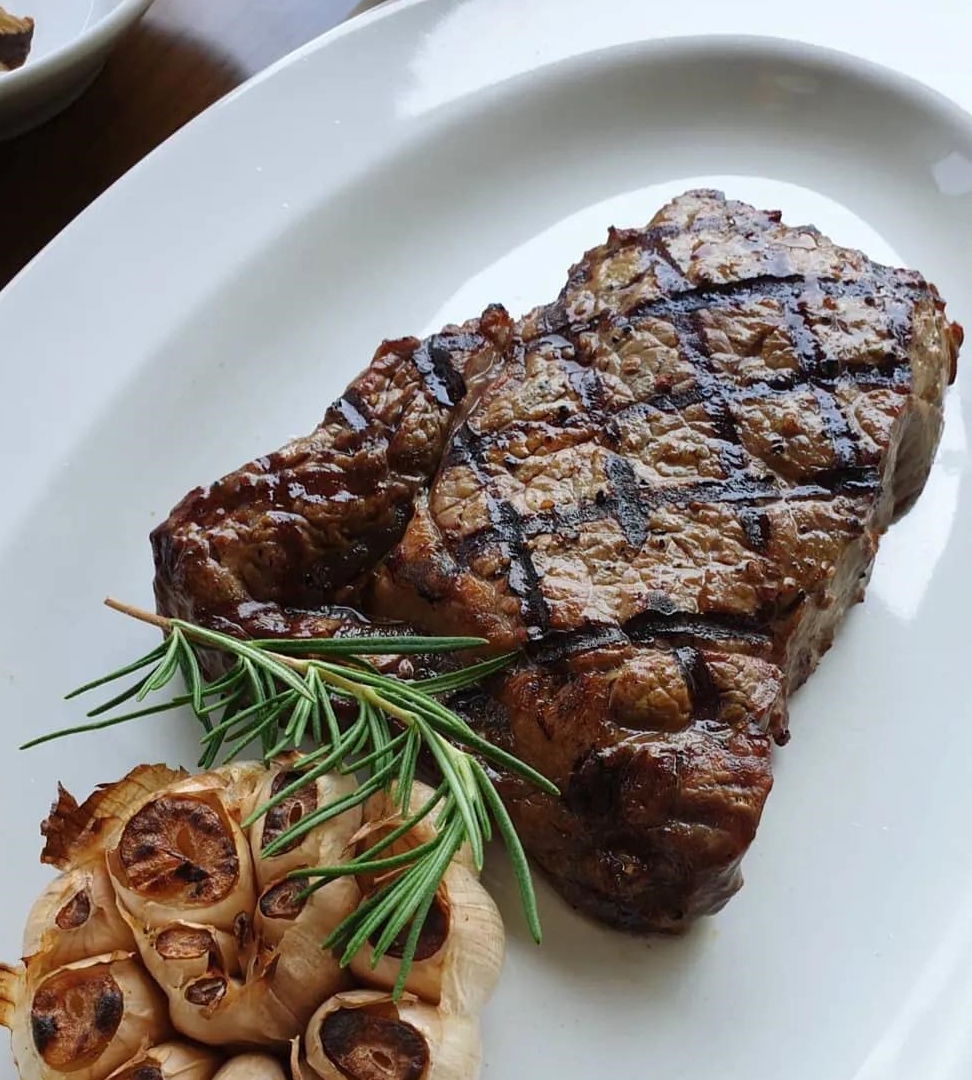 生下|42岁老阿姨与25岁小鲜肉结婚,顺利生下双胞胎,网友:令人羡慕