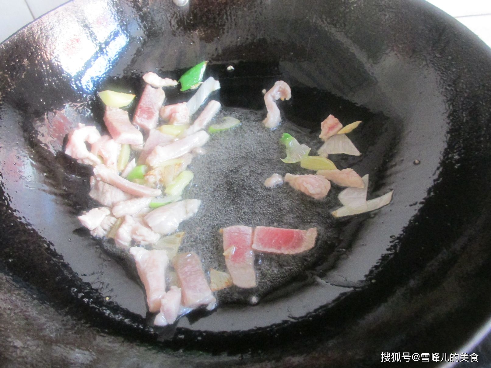 蔬菜|这菜是“菜中珍品”简单炒一炒就上桌，清理肠胃排出毒素，春天别错过