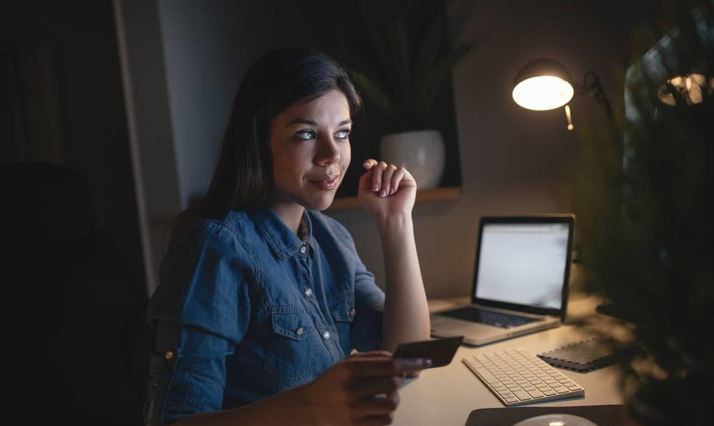 时间|一天中发胖“最猛”的三个时间,管不住嘴的人,难怪越来越圆润