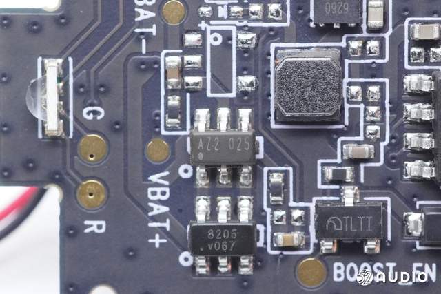 realmebudsq2真无线耳机拆解报告10mm低音大动圈支持游戏模式