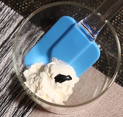 食谱|#奈特兰芝士粉挑战赛#晕染蛋糕，月球表面