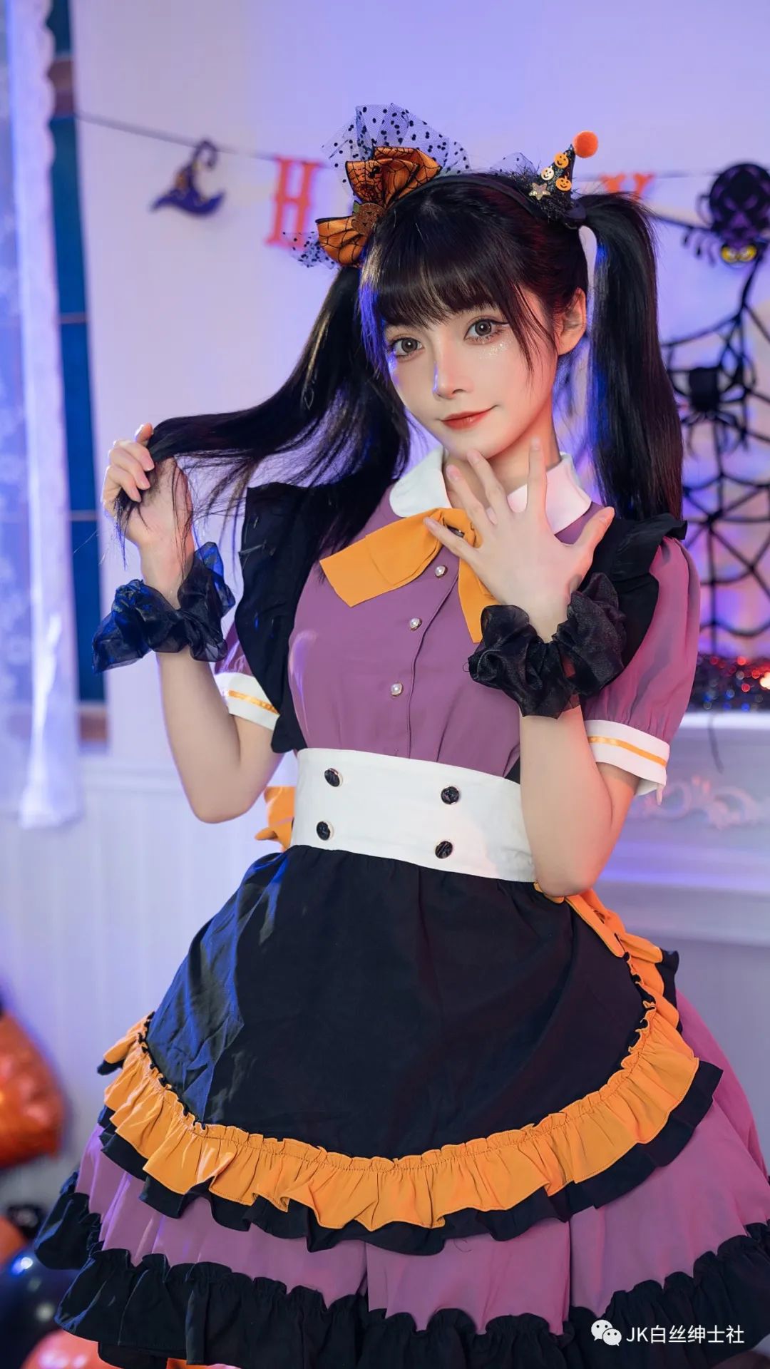 摄影:@爆炸蜻蜓 裙子:@-七了个三