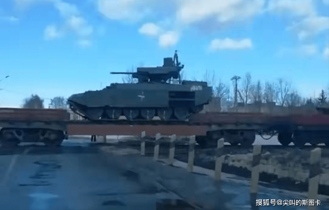 乌东局势突变 4辆 终结者 开赴边境地区 专为城市巷战而研制 坦克 火力支援 俄罗斯