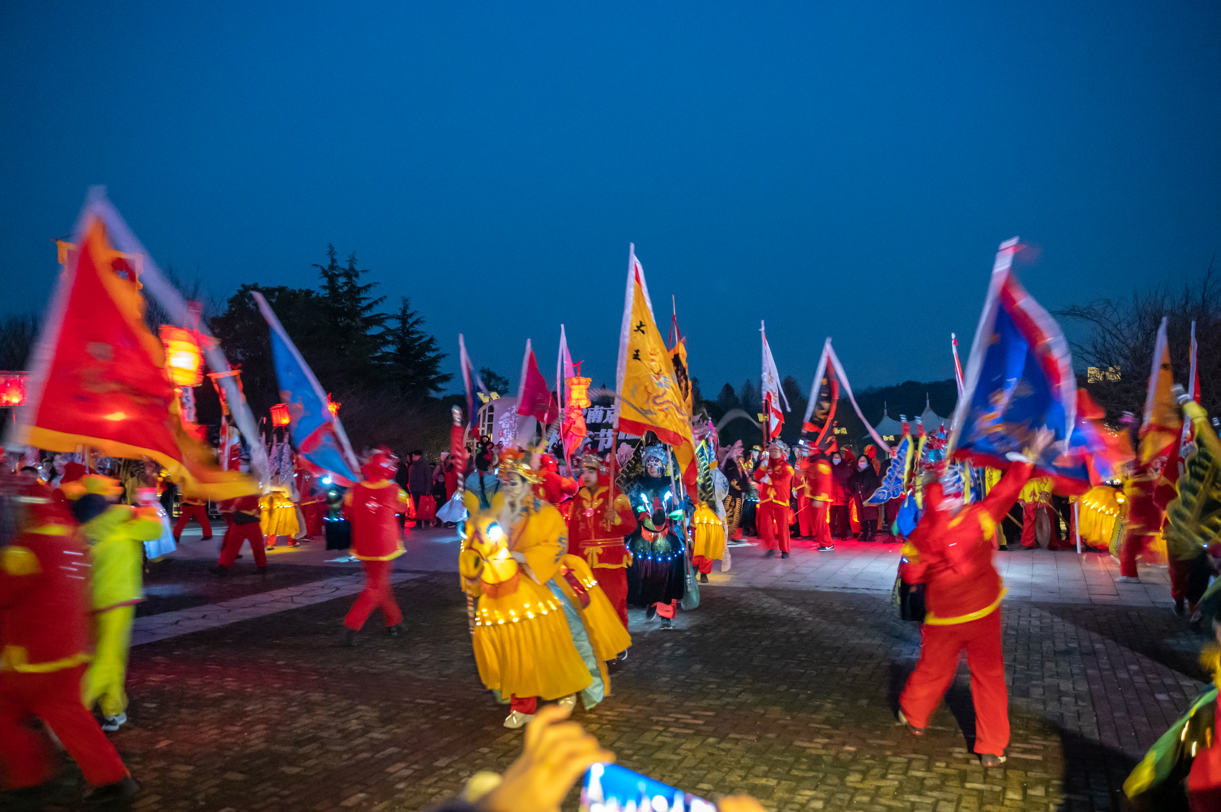 年味|南京赏梅不只有梅花山，溧水傅家边也不要错过，尤其是“夜梅”