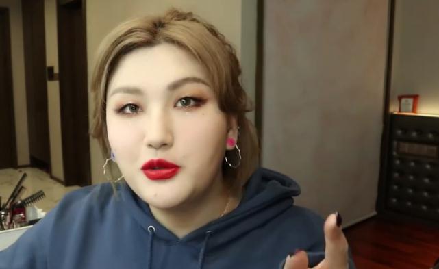 单眼皮赤木刚宪首次挑战“泫雅妆”，看到单眼皮下的成品后，是我眼拙了