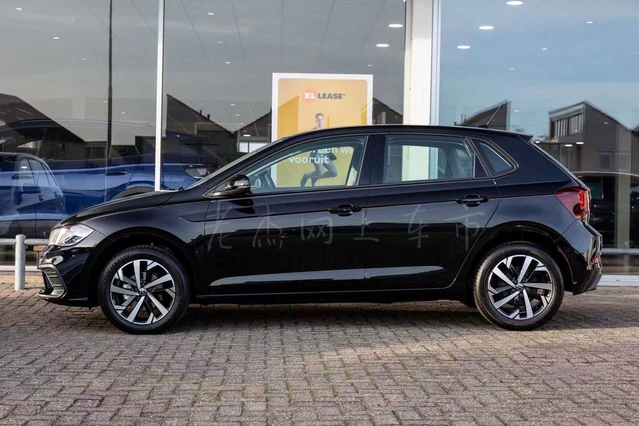 原创新一代polo黑武士亮相宽体车身15t竞争飞度犀利又帅气