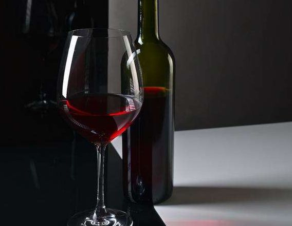 葡萄|冷知識：為什么葡萄酒里有皮革味兒？