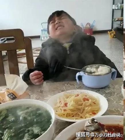 小孩|干得漂亮！江苏妈妈做好饭儿子挑食不吃，妈妈于是只烧自己爱吃