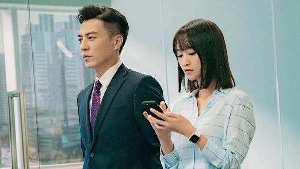 她和靳东出演新剧被吐槽经纪人疑似更博打抱不平网友争议不断