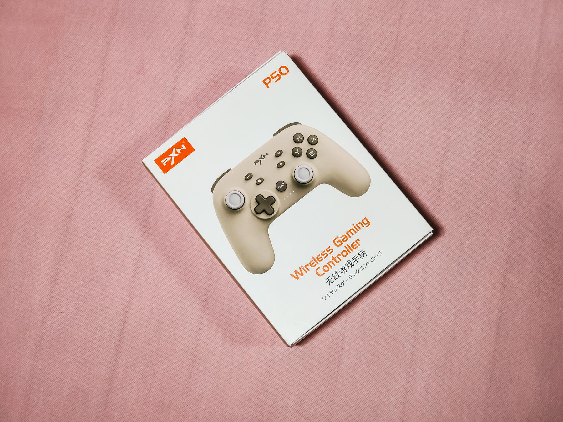 莱仕达游戏手柄，陪你度过不一样的假期，伴你经历每一段奇遇