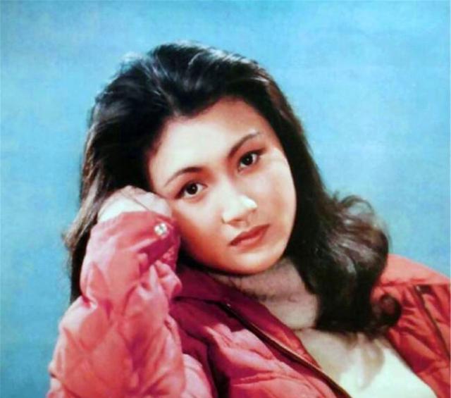 漂亮80年代“第一美女”，因太漂亮被人暗算，差点被割掉鼻子，后怎样